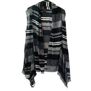 Women's Long Vest Pleats Collection Crinkle Large Black and White